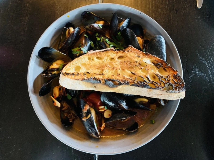 IMG_2961.jpg?type=w966