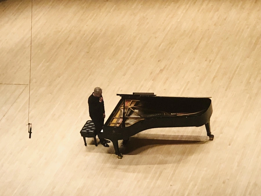 IMG_9208.jpg?type=w966