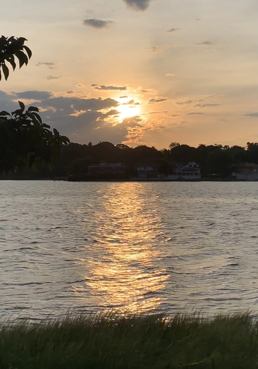 IMG_1792.jpg?type=w966