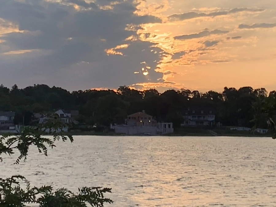 IMG_1760.jpg?type=w966