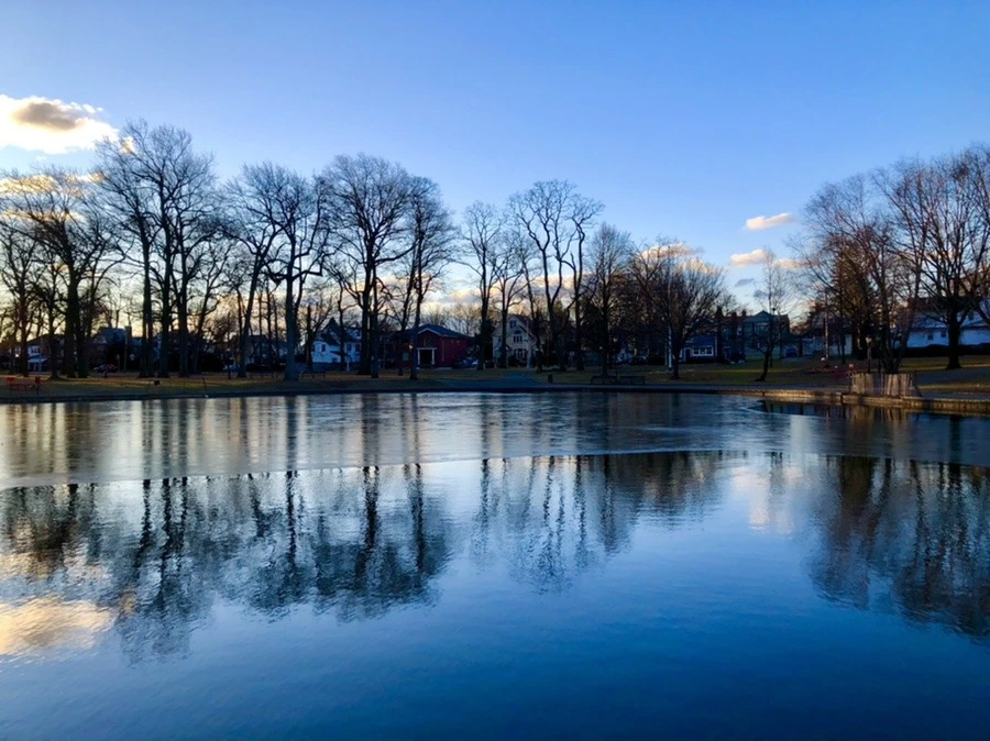 Mp8AL0Pu5EqpeYgB9_J8m2nvcnU