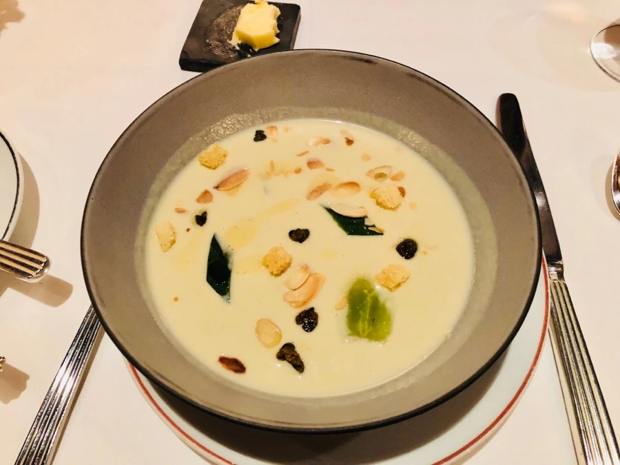 IMG_0223.jpg?type=w966