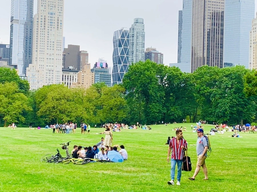 jDcyF9gBrChoJetcwMZWyLqg61Y