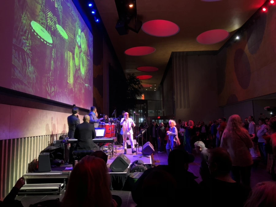 IMG_1064.jpg?type=w966