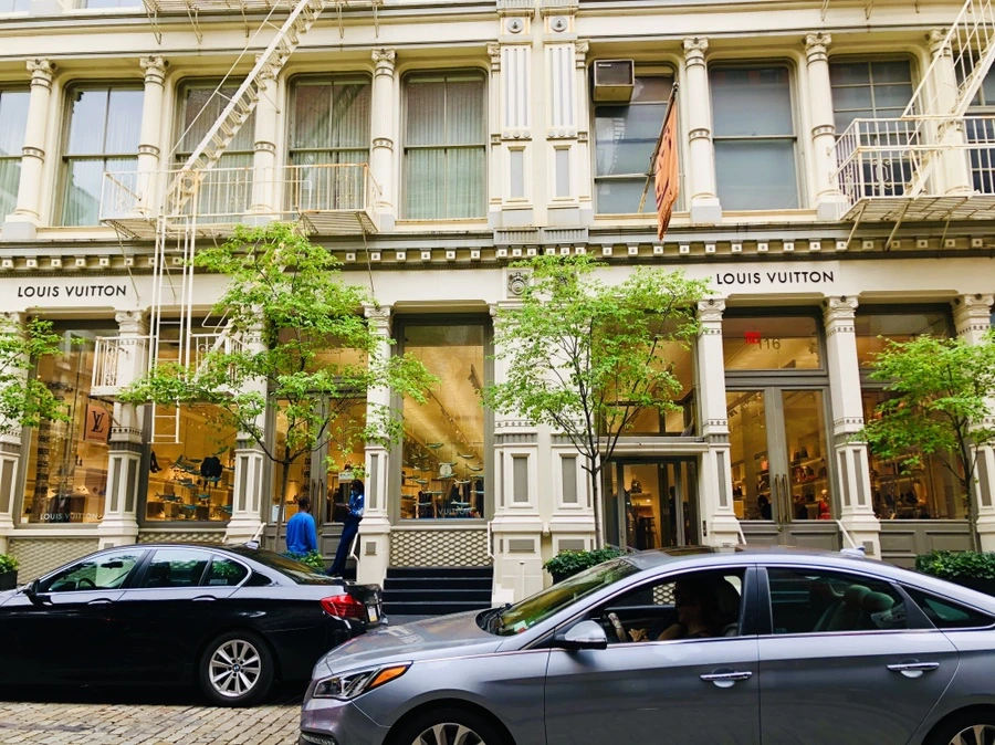 IMG_9021.jpg?type=w966