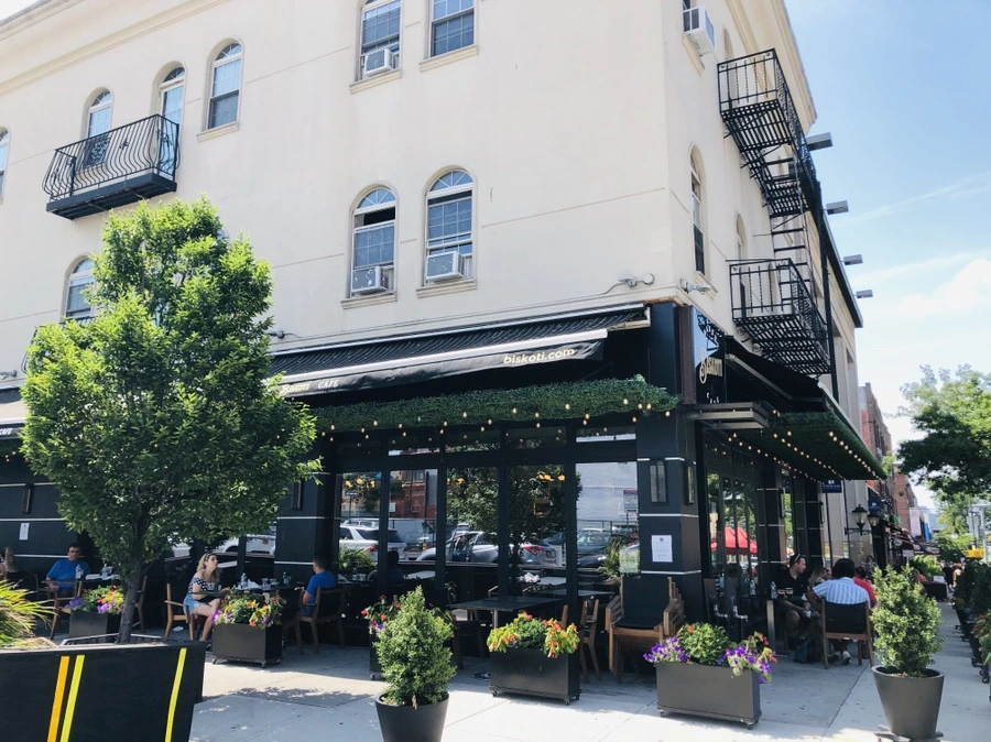 IMG_5567.jpg?type=w966