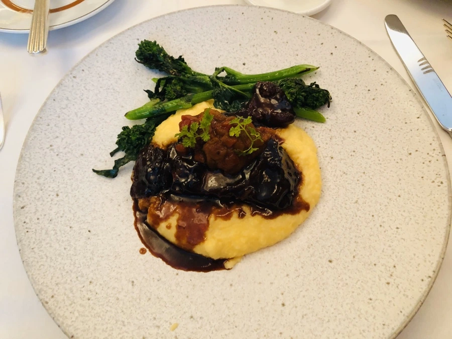 IMG_4172.jpg?type=w966