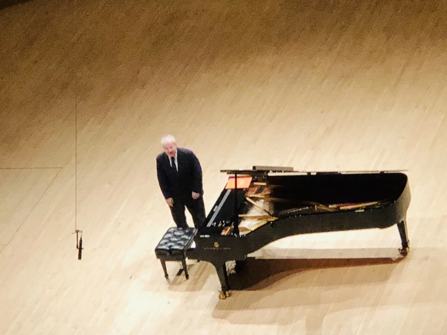 IMG_1935.jpg?type=w966