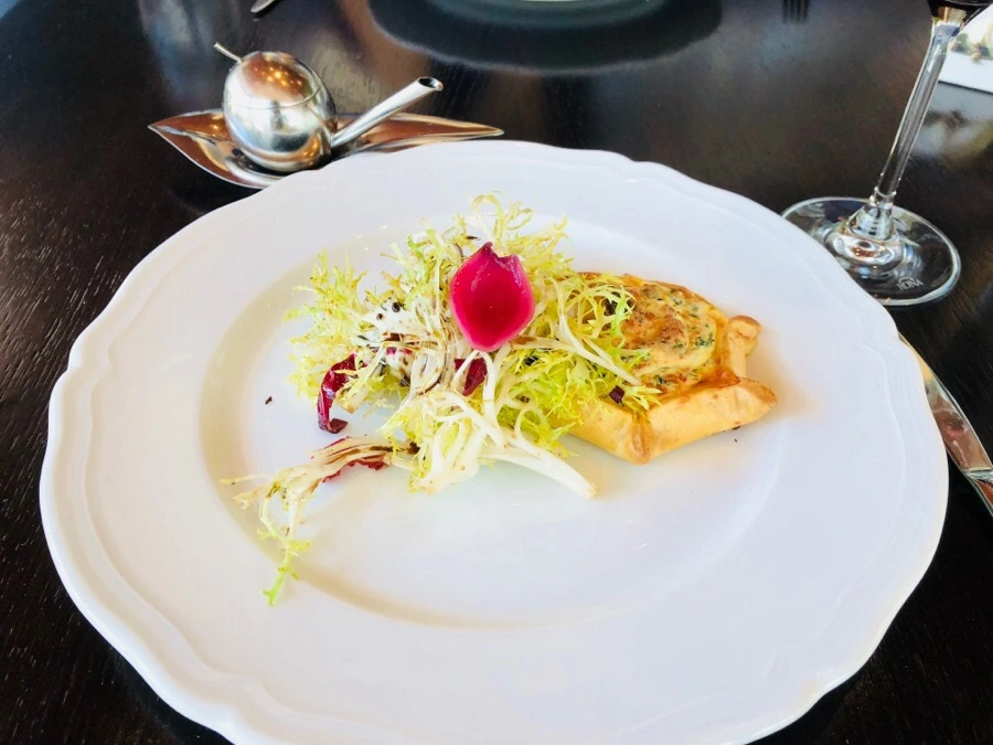 IMG_0449.jpg?type=w966