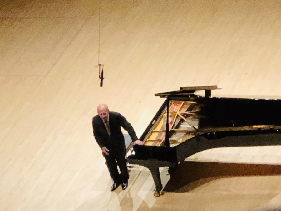 IMG_2545.jpg?type=w966