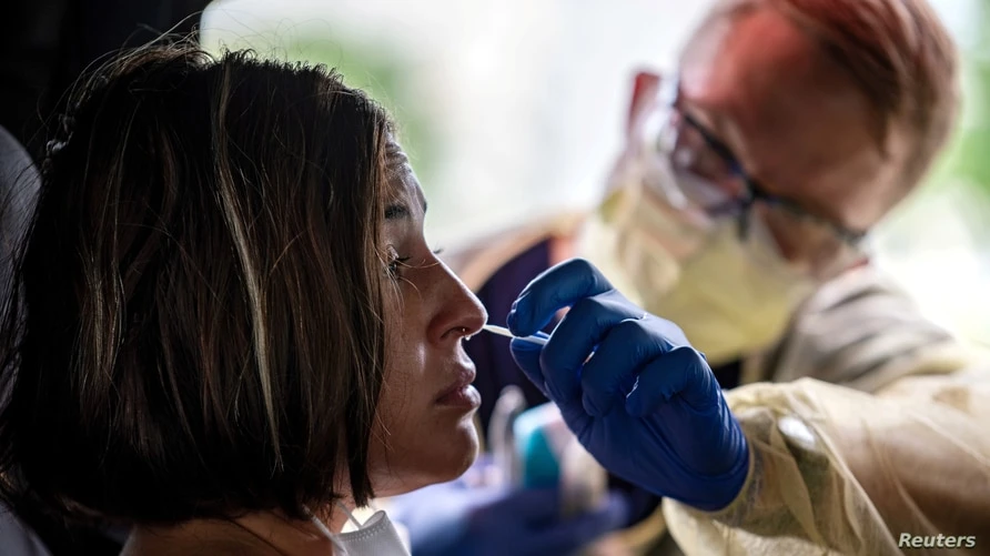 2020-06-28T000000Z_1117205463_RC2KIH99LZIQ_RTRMADP_3_HEALTH-CORONAVIRUS-CASES.JPG?itok=JHQNEL0b