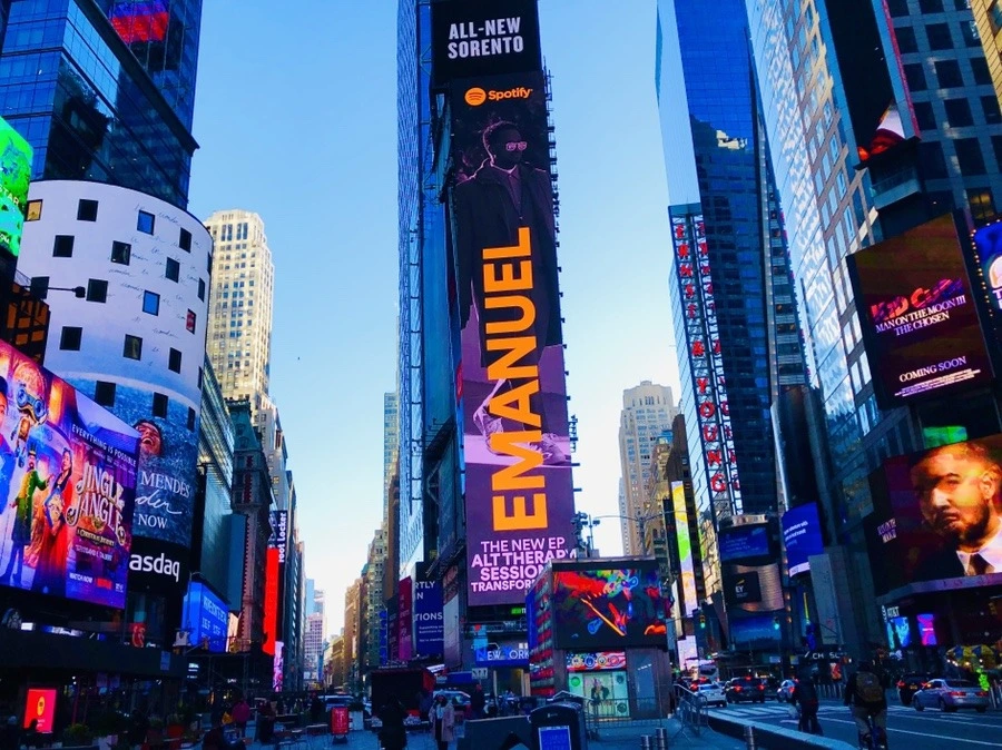 KEA5h0-3WCk8kW4V1HjyqY29WMw