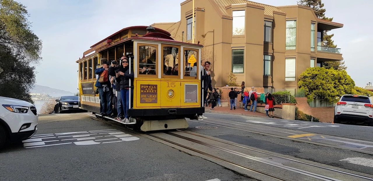 ?fname=http%3A%2F%2Ft1.daumcdn.net%2Fbrunch%2Fservice%2Fuser%2F4oiQ%2Fimage%2FTrJSgD8MrGZ3jCdgysRoUPWqATo