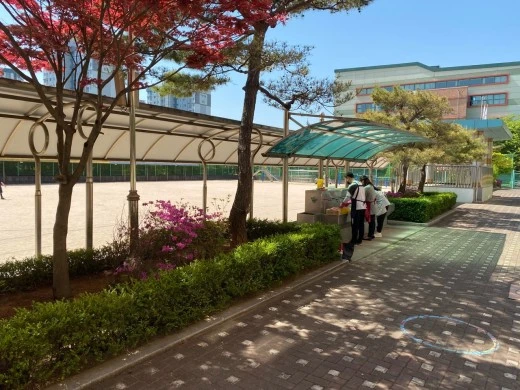 0_1b2Ud018svc9xujtkmtqhzv_ubz6iy.jpg?type=w520