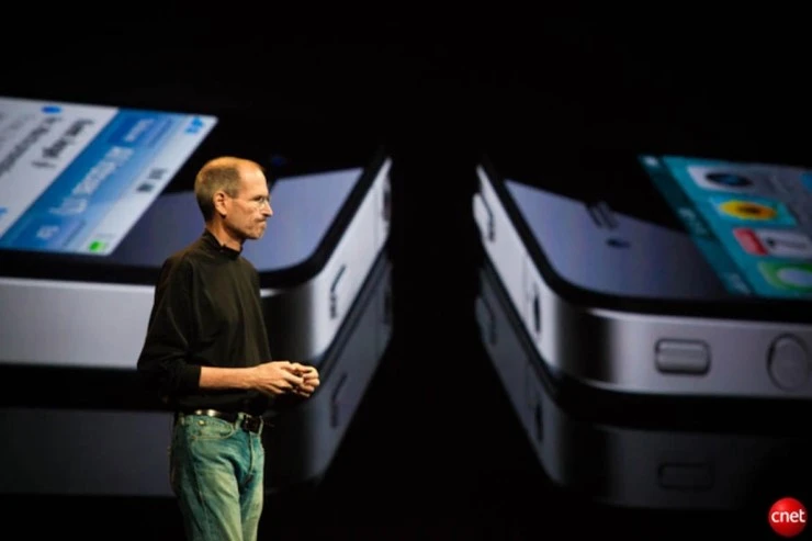 pin10_2010_WWDC2010_iPhone4jobs.jpg?type=w2