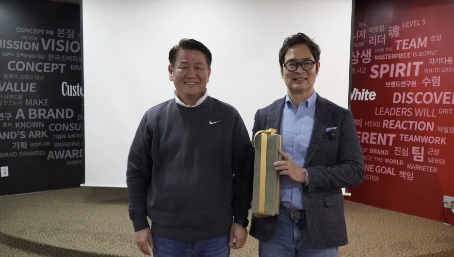 %ED%8C%80%ED%99%94%EC%9D%B4%ED%8A%B8_2025-12.jpg?type=w1