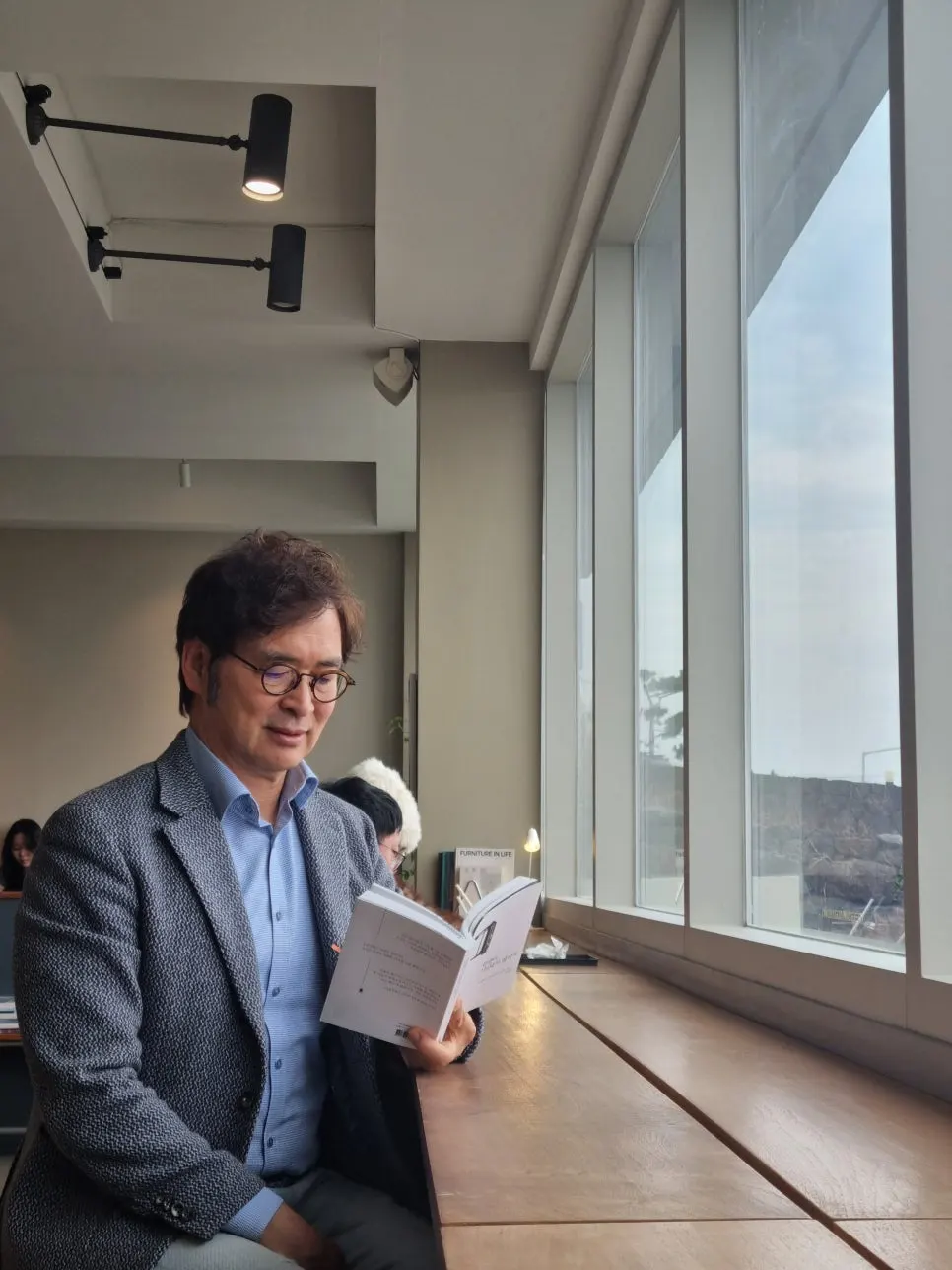 %EC%95%A0%EC%9B%94_%EC%9D%B8%EB%94%94%EA%B3%A0_%EC%B9%B4%ED%8E%983.jpg?type=w966