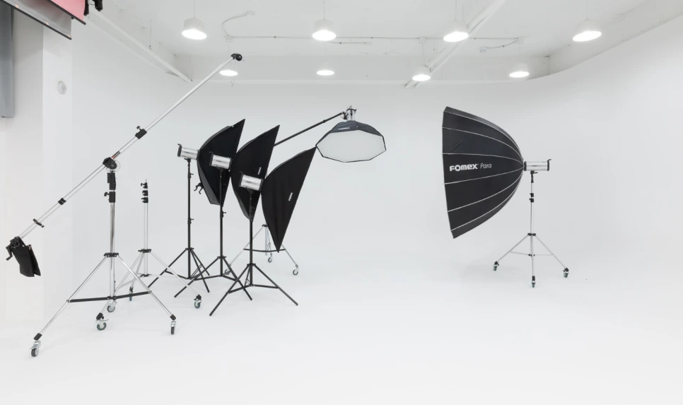 %ED%98%B84.png?type=w966