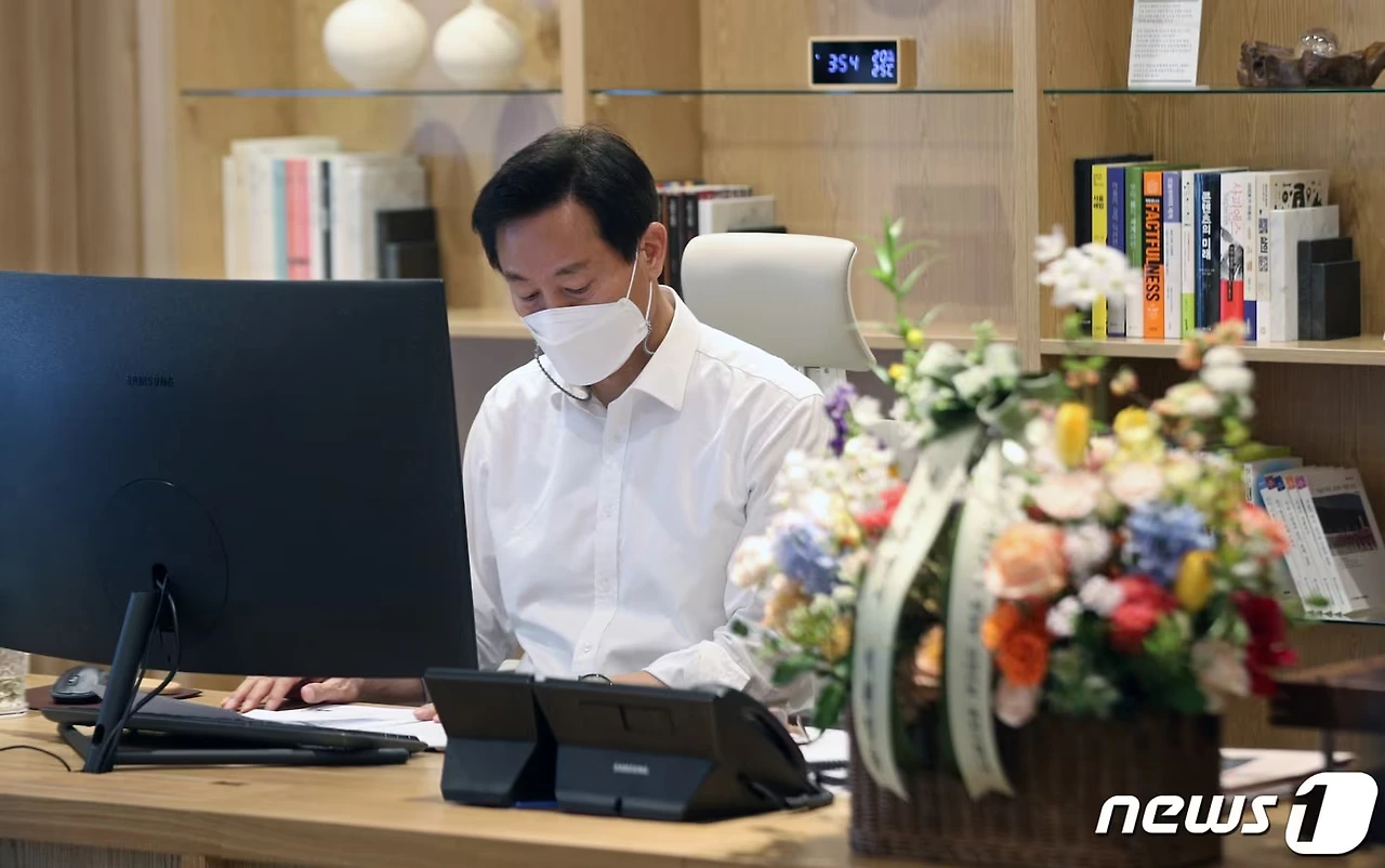 image?url=https%3A%2F%2Fi3n.news1.kr%2Fsystem%2Fphotos%2F2021%2F4%2F8%2F4710620%2Fhigh.jpg&w=1920&q=75