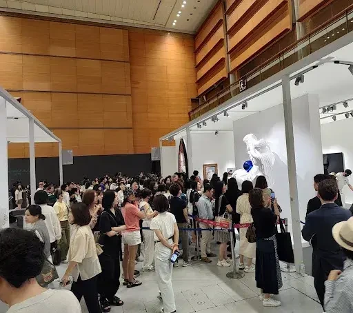 2023-Frieze-Seoul-Full-of-Attractions-Seoul-Shows-Potential-as-Asian-Art-Market-Hub-1.webp