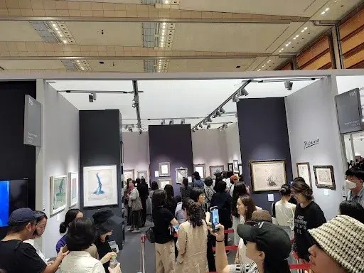 2023-Frieze-Seoul-Results-and-Sustainable-Progress-3.webp