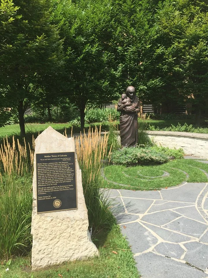 %EB%A7%88%EB%8D%94%ED%85%8C%EB%A0%88%EC%82%AC-1.jpg?zoom=1.25&amp;resize=700%2C933