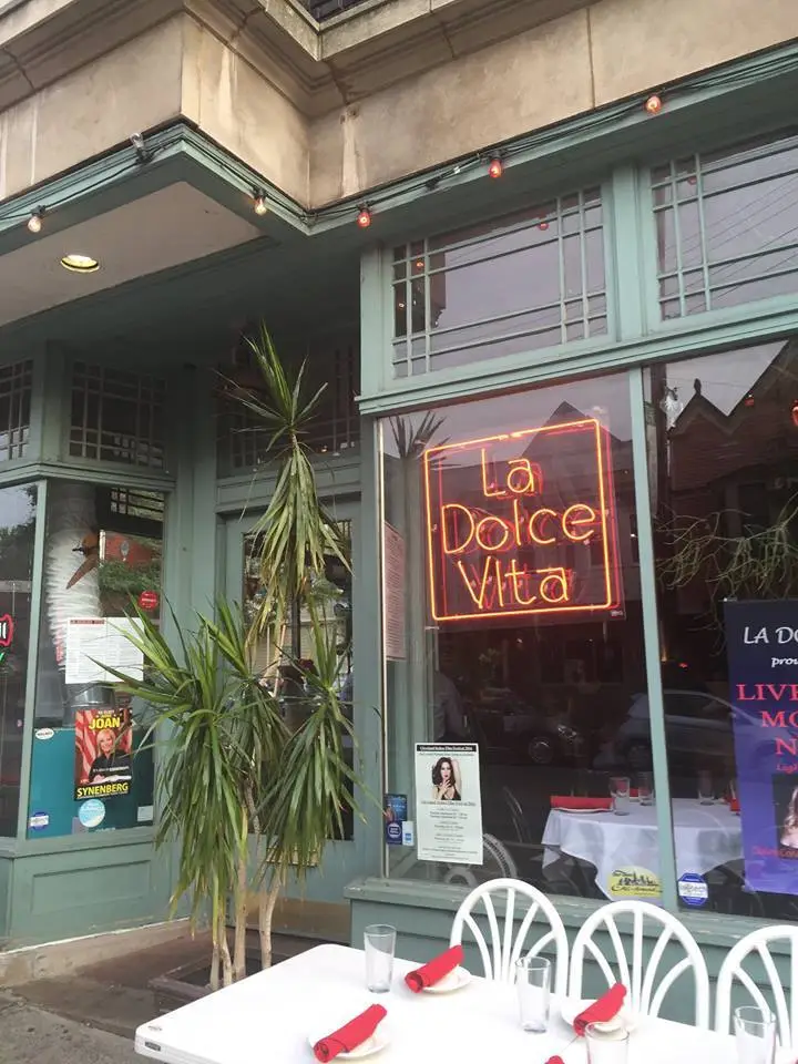 %EB%B2%84%EB%B2%88-%EC%9C%84%EC%8A%A4%ED%82%A4-14.jpg?zoom=1.25&amp;resize=700%2C933