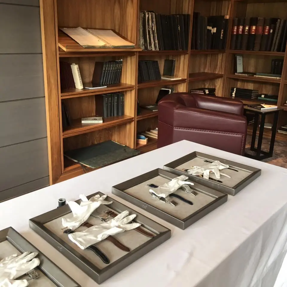 %EC%8B%9C%EA%B3%84-4.jpg?zoom=1.25&amp;resize=700%2C700