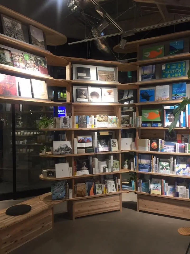 %EB%AC%B4%EC%9D%B8%EC%96%91%ED%92%88-9.jpg?zoom=1.25&amp;resize=700%2C933