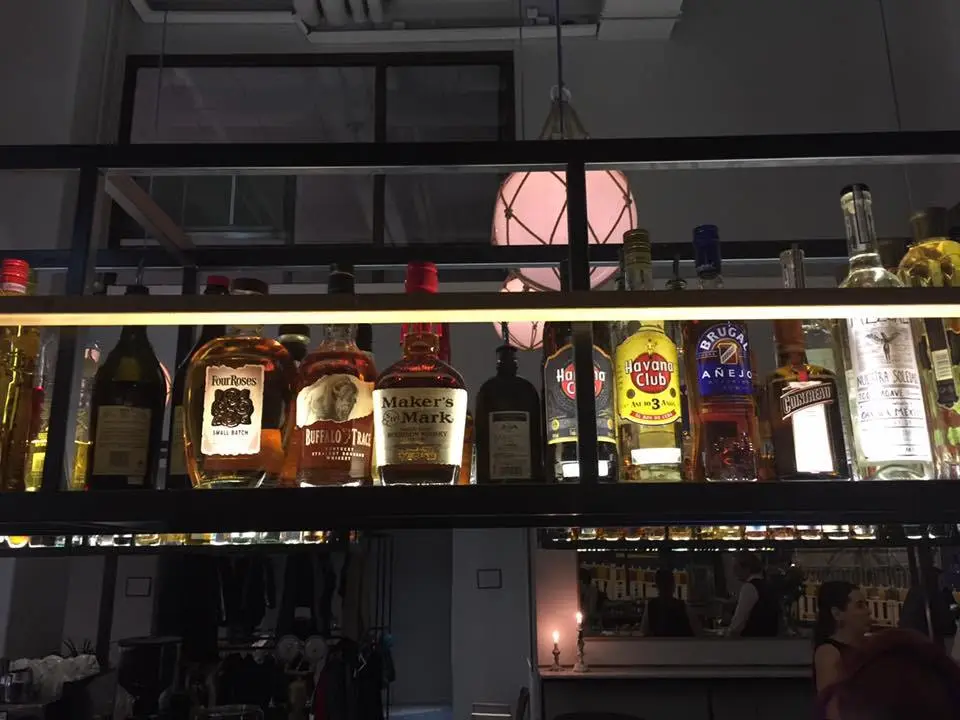 %EB%B0%94Bar-18.jpg?zoom=1.25&amp;resize=700%2C525