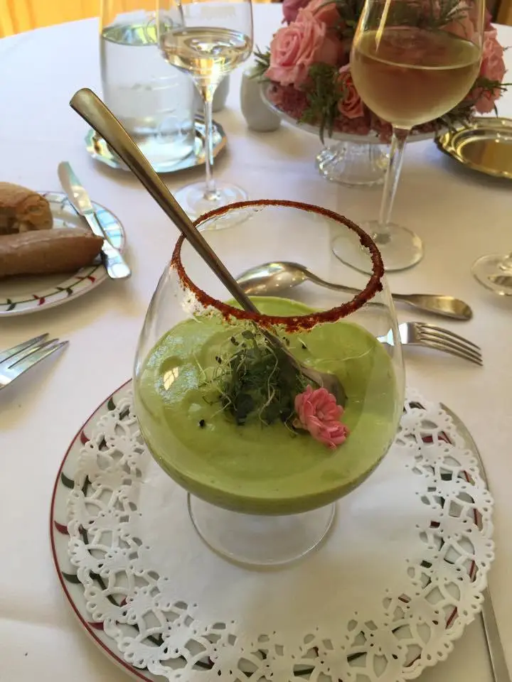 10_n.jpg?zoom=1.25&amp;resize=700%2C933