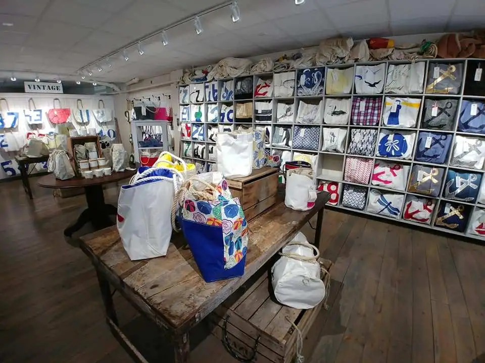 Sea-Bags-1.jpg?zoom=1.25&amp;resize=700%2C525