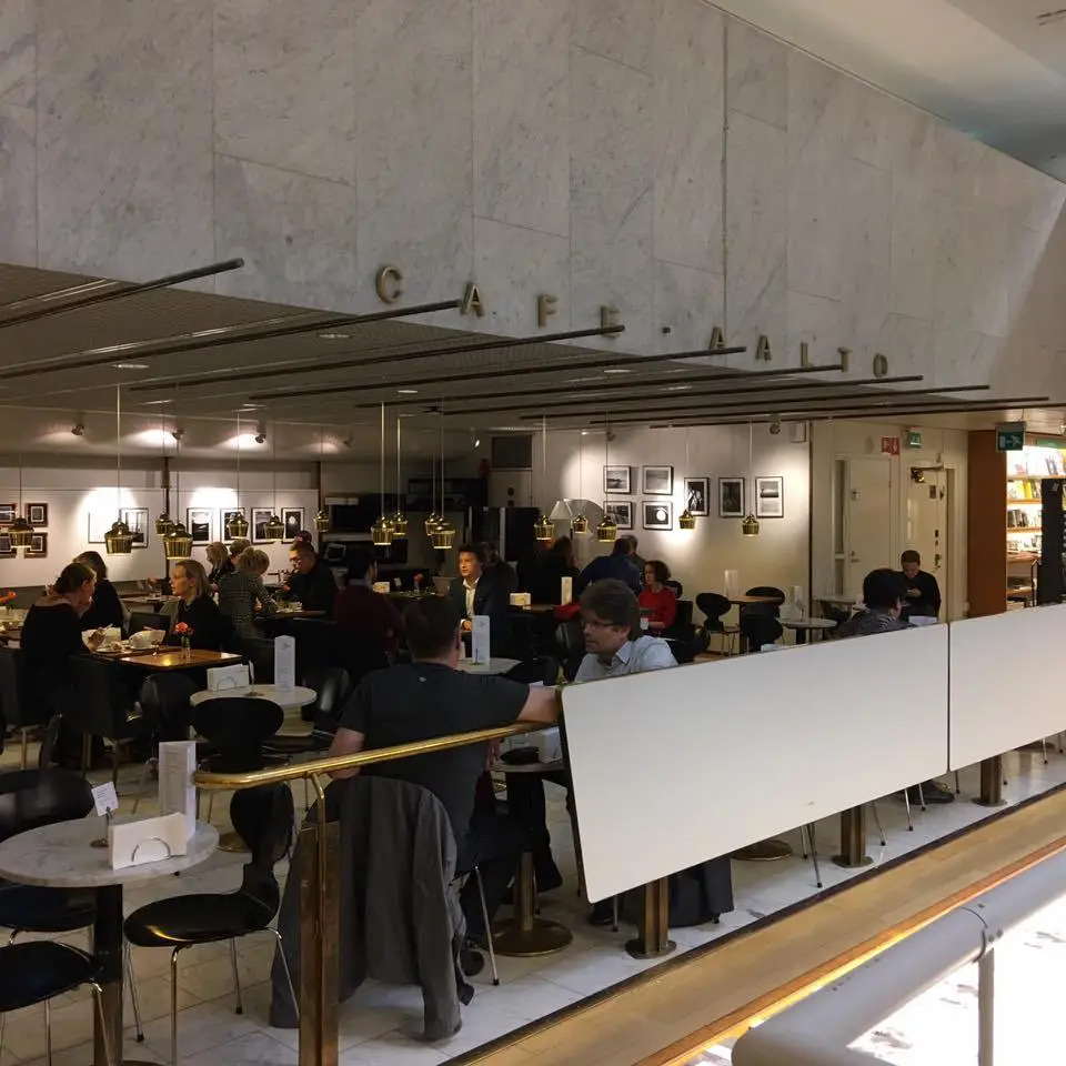 %EC%95%84%EC%B9%B4%EB%8D%B0%EB%AF%B8%EB%84%A8-3.jpg?zoom=1.25&amp;resize=700%2C700