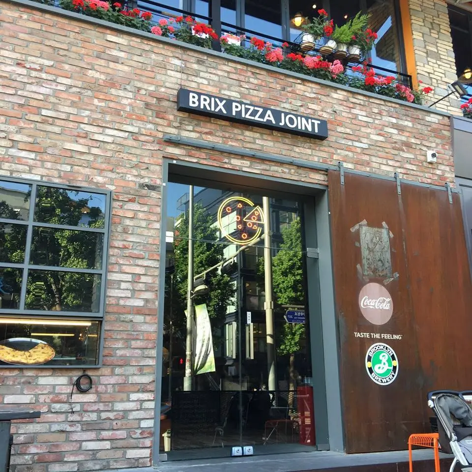 %EB%B8%8C%EB%A6%AD%EC%8A%A4-%ED%94%BC%EC%9E%90%EC%A1%B0%EC%9D%B8%ED%8A%B8-5.jpg?zoom=1.25&amp;w=700