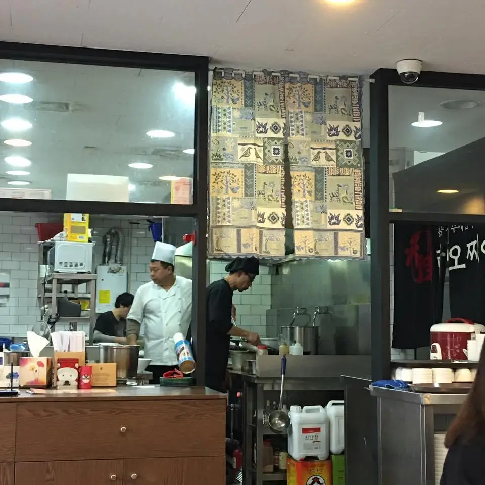 %EB%9D%BC%EC%98%A4%EC%B0%8C%EC%97%90-7.jpg?zoom=1.25&amp;resize=700%2C700