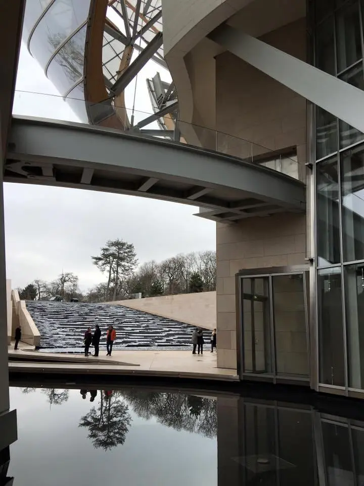 %EB%A3%A8%EC%9D%B4%EB%B9%84%ED%86%B5-%ED%8C%8C%EC%9A%B4%EB%8D%B0%EC%9D%B4%EC%85%98-%EB%AF%B8%EC%88%A0%EA%B4%80-5.jpg?zoom=1.25&amp;resize=700%2C933