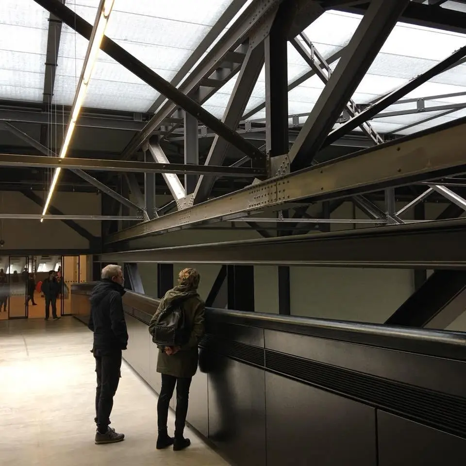 %ED%85%8C%EC%9D%B4%ED%8A%B8%EB%AA%A8%EB%8D%98-4.jpg?zoom=1.25&amp;resize=700%2C700