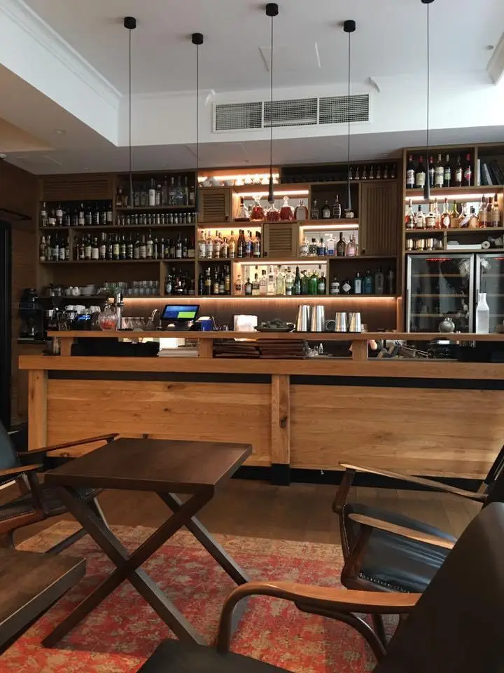 %EB%B0%94Bar-22.jpg?zoom=1.25&amp;resize=700%2C933