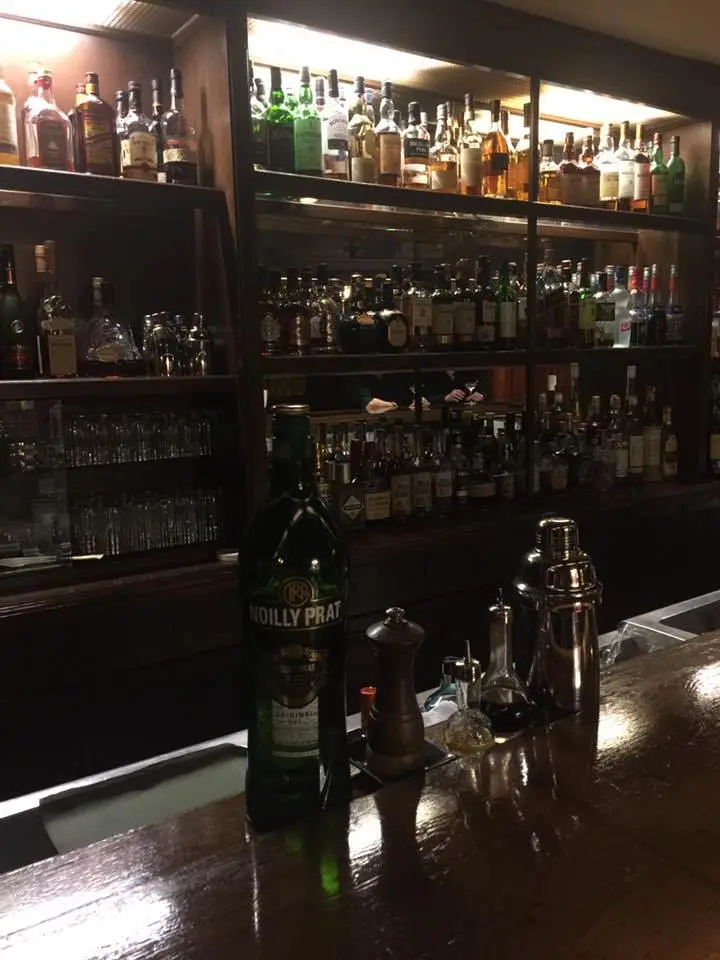 %EB%B0%94Bar-12.jpg?zoom=1.25&amp;resize=700%2C933