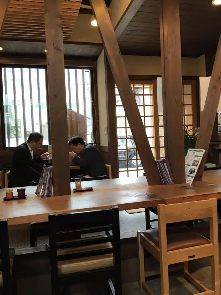 %EA%B5%90%ED%86%A0-3.jpg?zoom=1.25&amp;resize=700%2C933