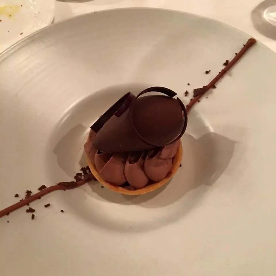 %EC%9B%80%EB%B2%A0%EB%A5%B4%ED%86%A0-%EB%B4%84%EB%B0%94%EB%82%98-%EC%85%B0%ED%94%84-9.jpg?zoom=1.25&amp;resize=700%2C700