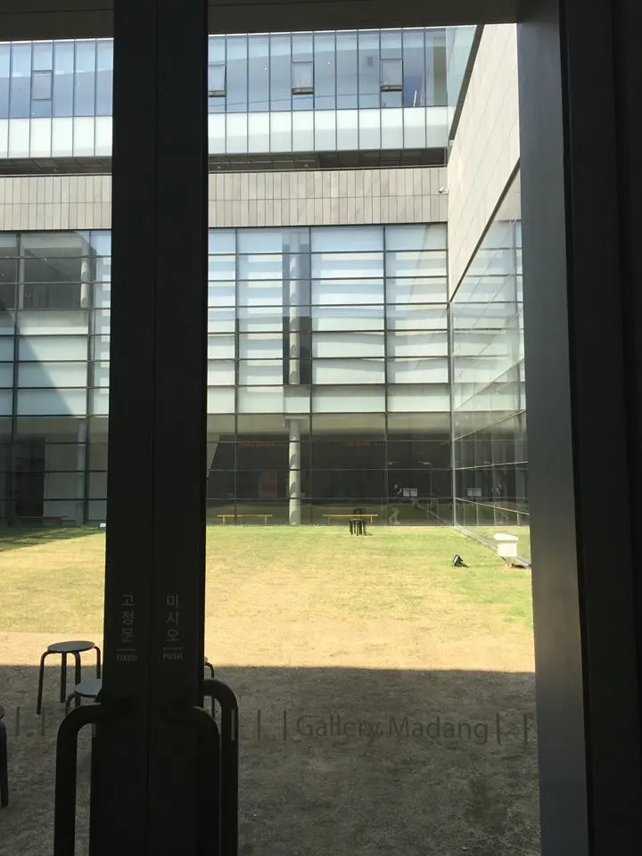 %EA%B3%B5%EA%B0%84%EC%9D%98-%EA%BF%88-3.jpg?zoom=1.25&amp;resize=700%2C933