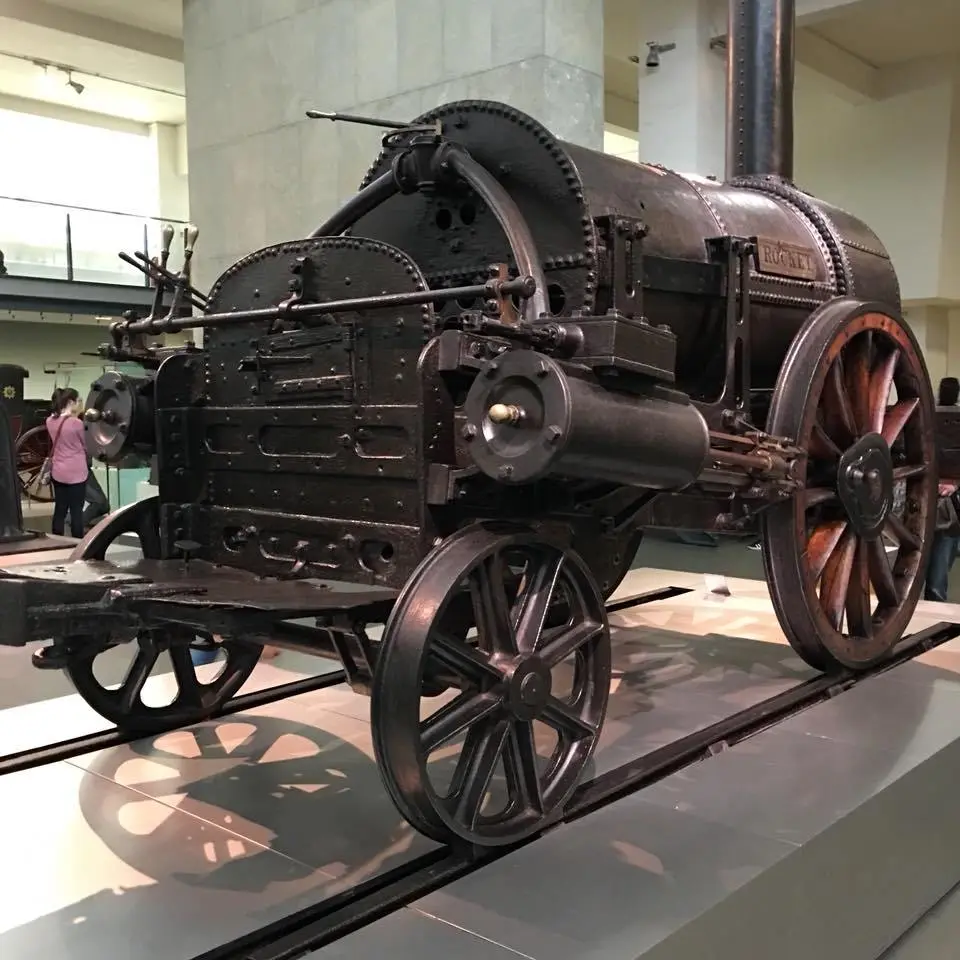 %EB%9F%B0%EB%8D%98-%EC%9E%90%EC%97%B0%EC%82%AC%EB%B0%95%EB%AC%BC%EA%B4%80%EA%B3%BC-%EC%82%AC%EC%9D%B4%EC%96%B8%EC%8A%A4%EB%AE%A4%EC%A7%80%EC%97%84-5.jpg?zoom=1.25&amp;resize=700%2C700