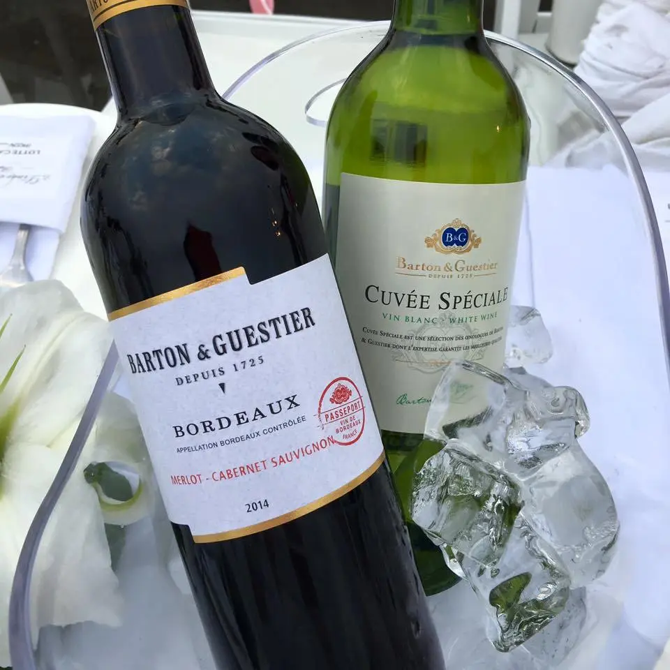 %EB%94%94%EB%84%A4-%EC%95%99-%EB%B8%94%EB%9E%91-2.jpg?zoom=1.25&amp;resize=700%2C700