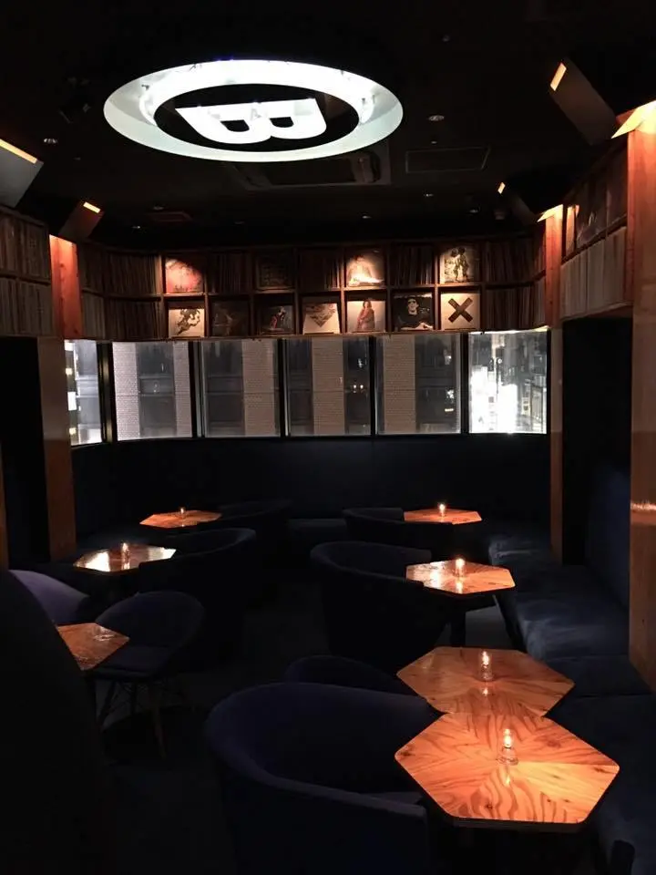 Ginza-Music-Bar-2.jpg?zoom=1.25&amp;resize=700%2C933