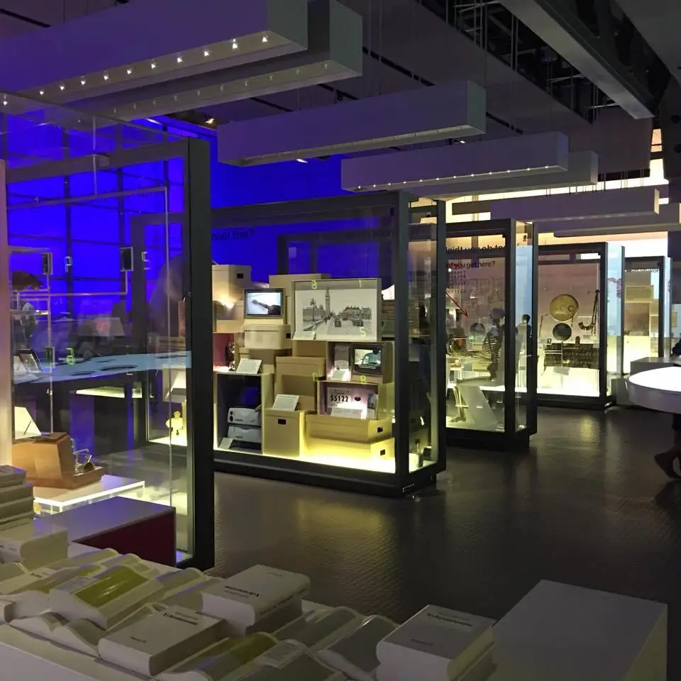 %EB%9F%B0%EB%8D%98-%EC%9E%90%EC%97%B0%EC%82%AC%EB%B0%95%EB%AC%BC%EA%B4%80%EA%B3%BC-%EC%82%AC%EC%9D%B4%EC%96%B8%EC%8A%A4%EB%AE%A4%EC%A7%80%EC%97%84-6.jpg?zoom=1.25&amp;resize=700%2C700