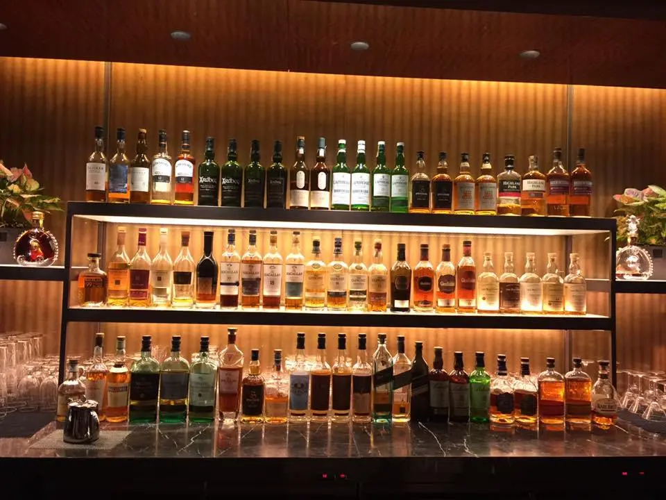 %EB%B0%94Bar1.jpg?zoom=1.25&amp;resize=700%2C525