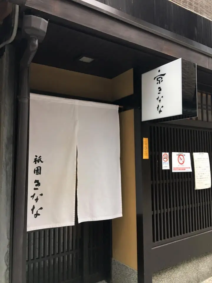 %EC%98%A4%EC%BF%A0.jpg?zoom=1.25&amp;resize=700%2C933