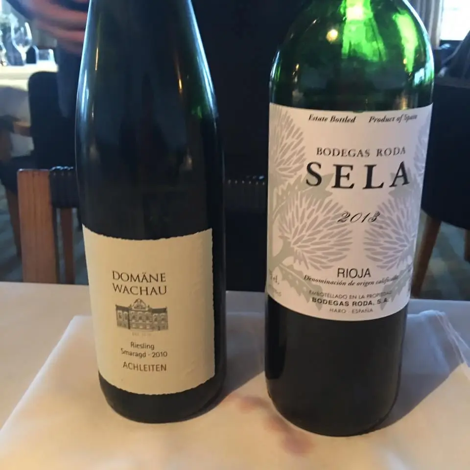 %EC%9D%B8%ED%85%8C%EB%A6%AC%EC%96%B4-4.jpg?zoom=1.25&amp;resize=700%2C700