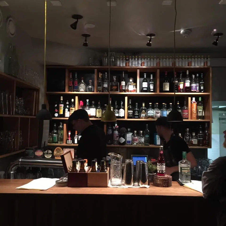 %EB%B0%94Bar14.jpg?zoom=1.25&amp;resize=700%2C700